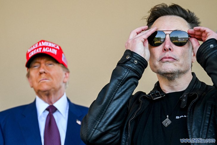 Ông Trump về phe tỉ phú Musk， ủng hộ thị thực cho lao động công nghệ - Ảnh 1.